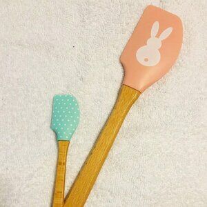 EASTER Two Spatulas Pink with Bunny & Blue